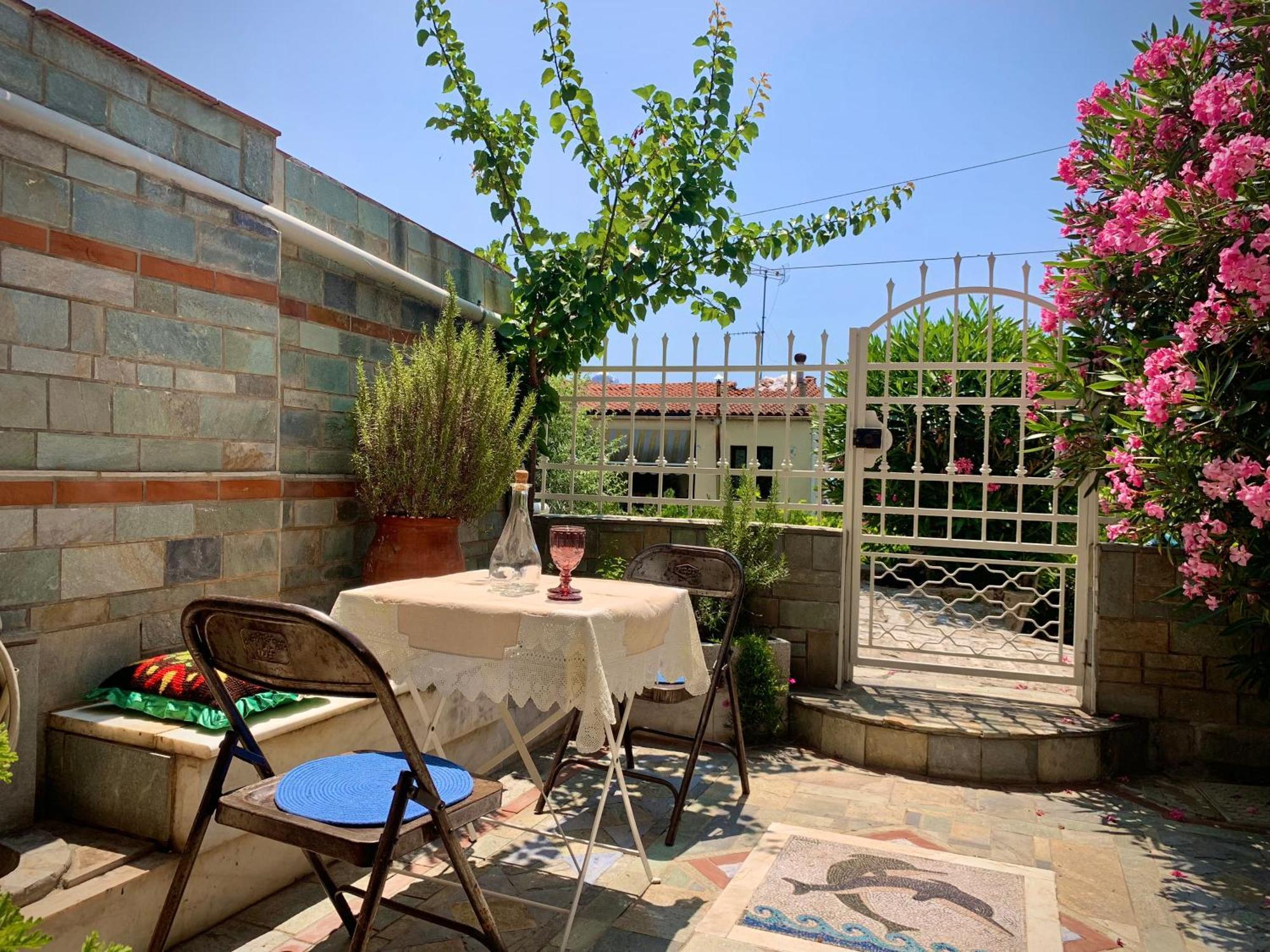 Gemuetliches Appartement In Ano Poli 塞萨洛尼基 外观 照片
